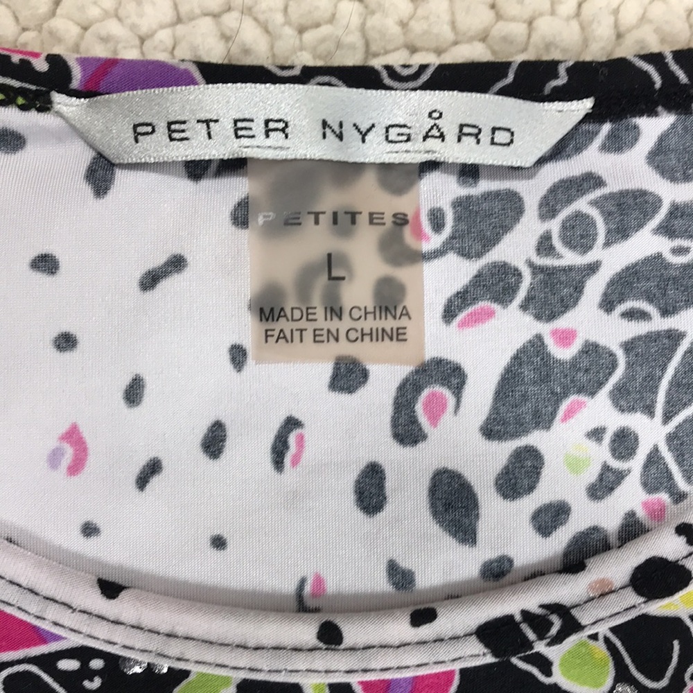 Peter Nygard Top - Picture 3 of 10
